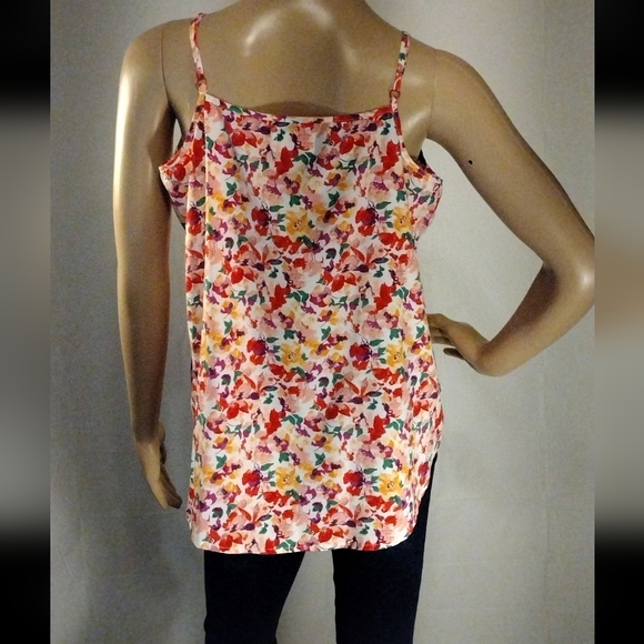 COPY - Time and Tru Floral Crop Top - Picture 3 of 5